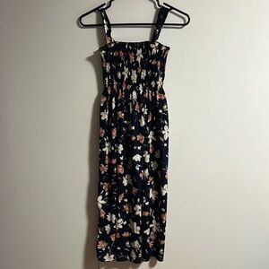 Lightweight midi dress - size medium - blue with a floral pattern